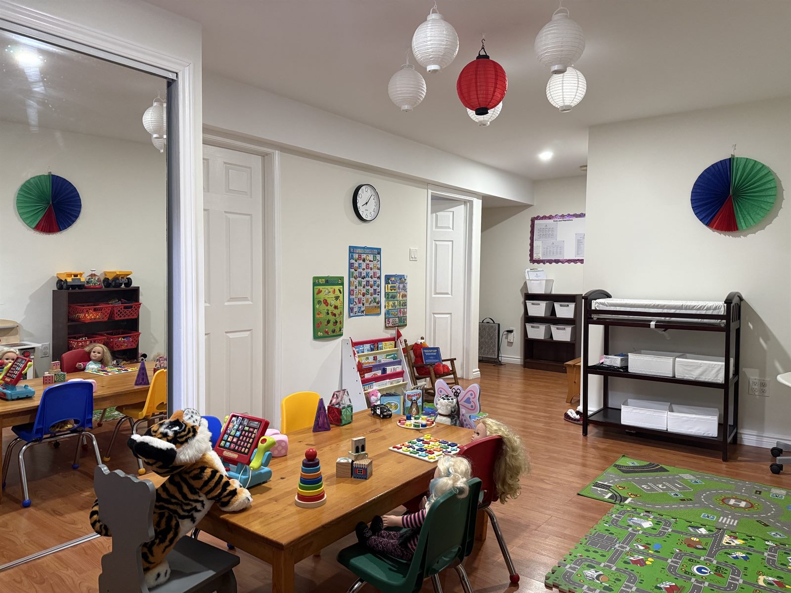 Montessori childcare classroom serving Meadowvale, Lisgar and Streetsville families